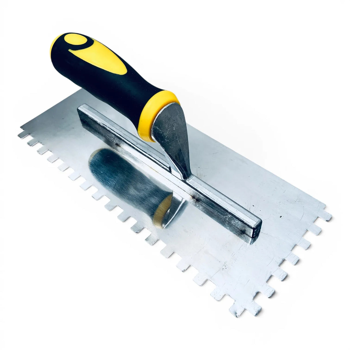 American-style stainless steel trowel with serrated blade