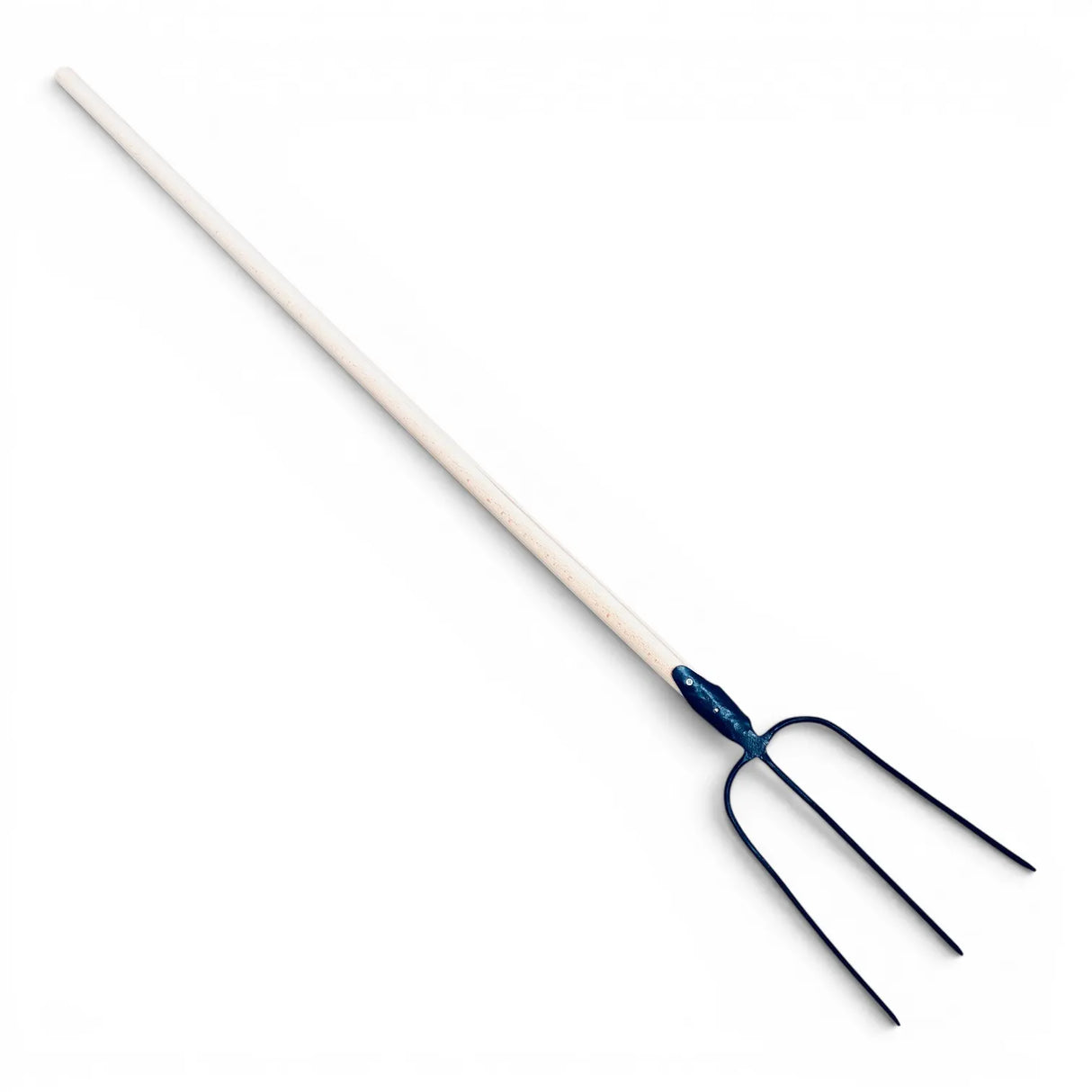 3-prong hay fork with 140cm curved wooden handle