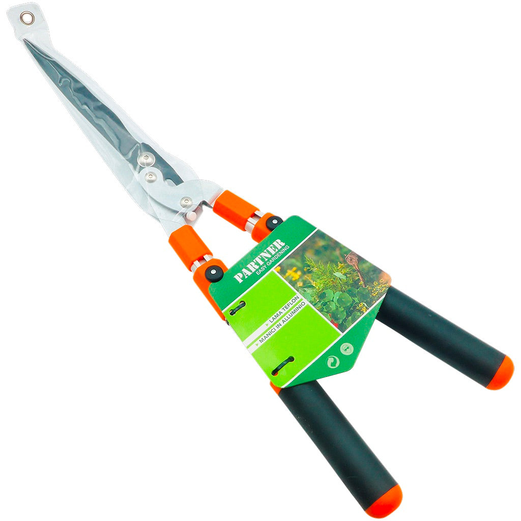 Hedge shears with telescopic aluminum handles