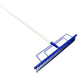 Rastrello a 34 denti per tappeti erbosi manico legno 150cm