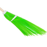 Green wire broom with 150cm wooden handle