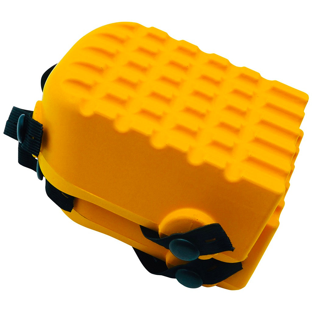 Polyurethane knee pad